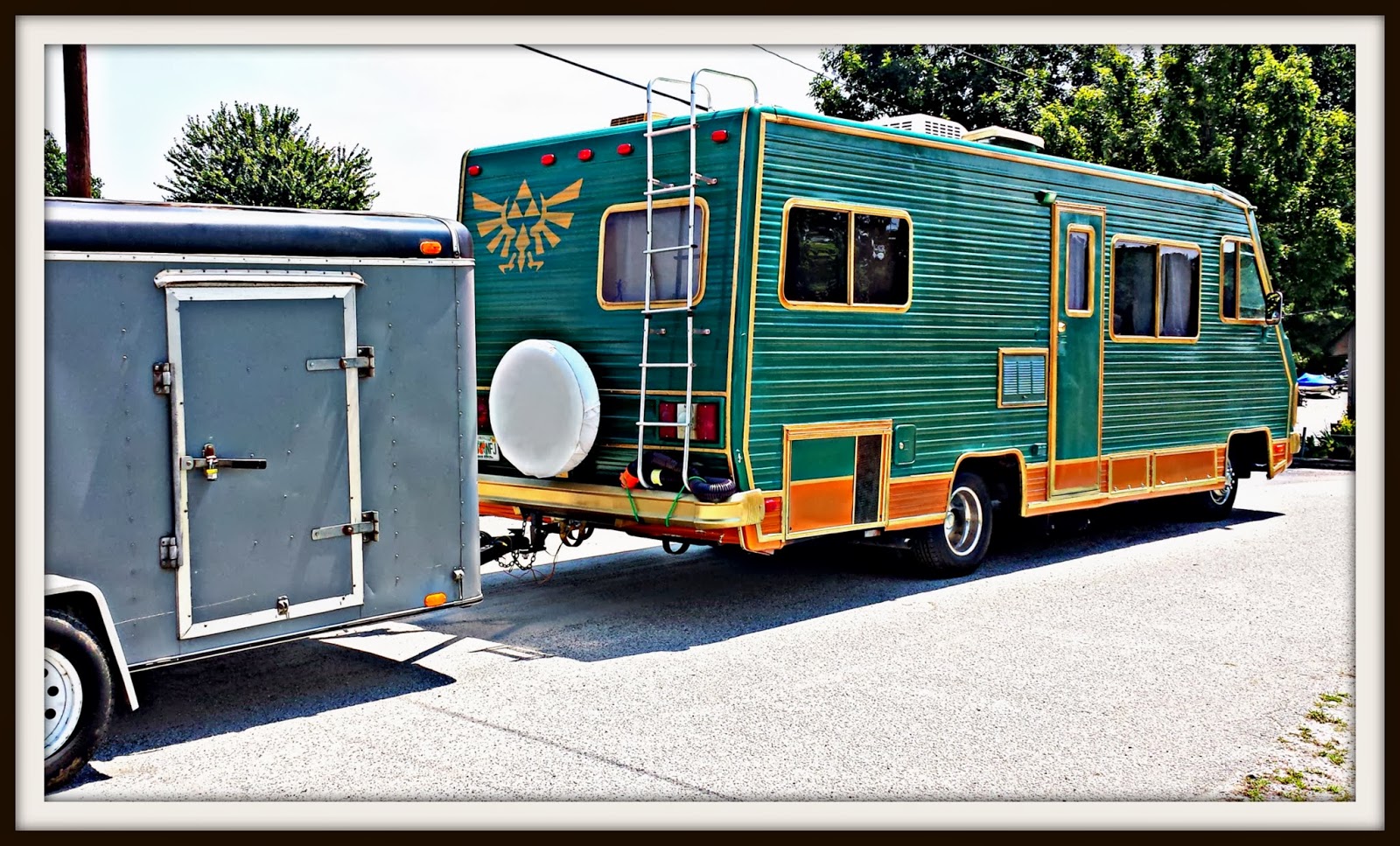 PUPPY PATHS RVing FullTime The Great Honey Badger Tour!!