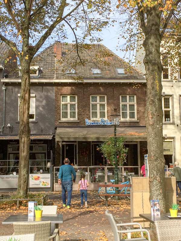 Jolinas Welt Inklusives Restaurant Brownnies&downieS in Roermond