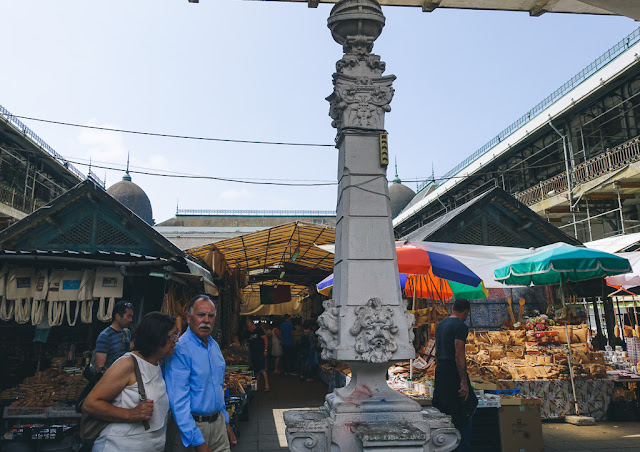 ボリャン市場（Mercado do Bolhão）