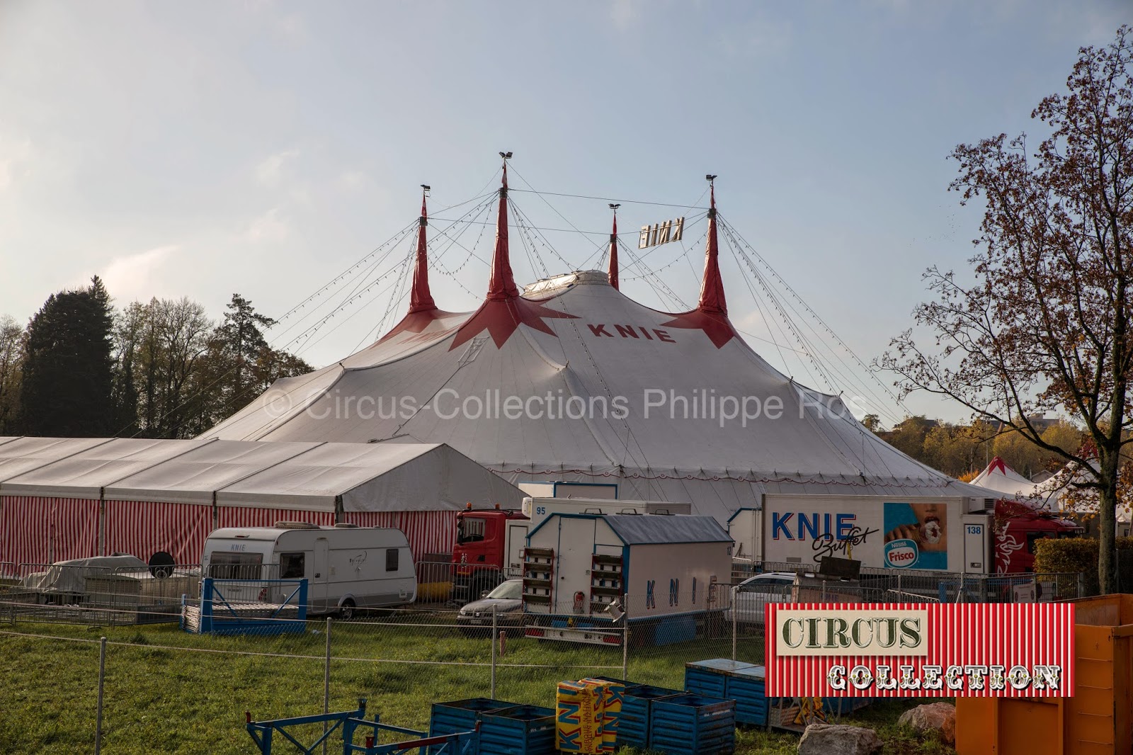 vue du Cirque Knie 2014 depuis l'arrière du chapiteau