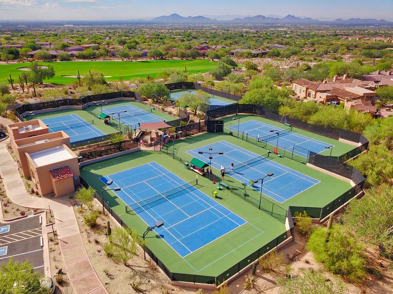 Luxurious Scottsdale Golf Club Country Club at DC Ranch