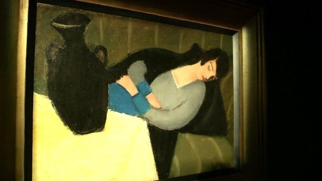 Sleeping lady with black vase