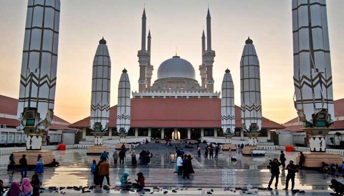 MENIKMATI KEINDAHAN ALAM GORONTALO YANG EKSOTIS | AZIS TRAVEL MEDAN