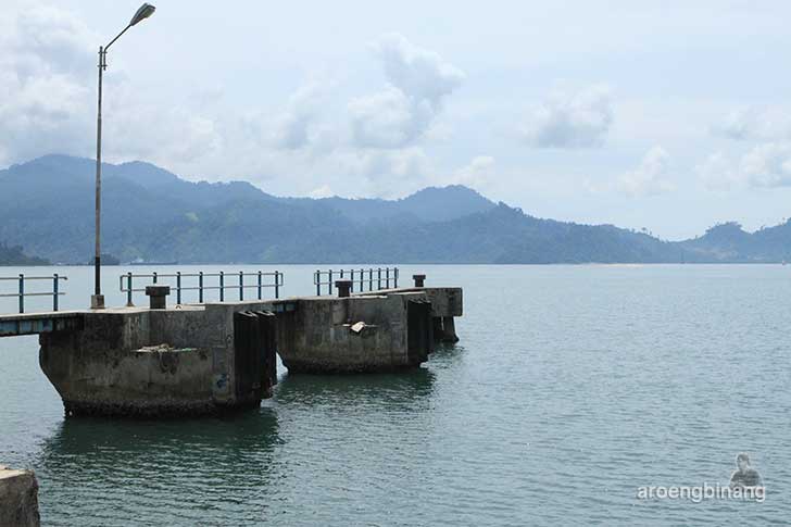 Pelabuhan Penyeberangan Teluk Bungus Padang