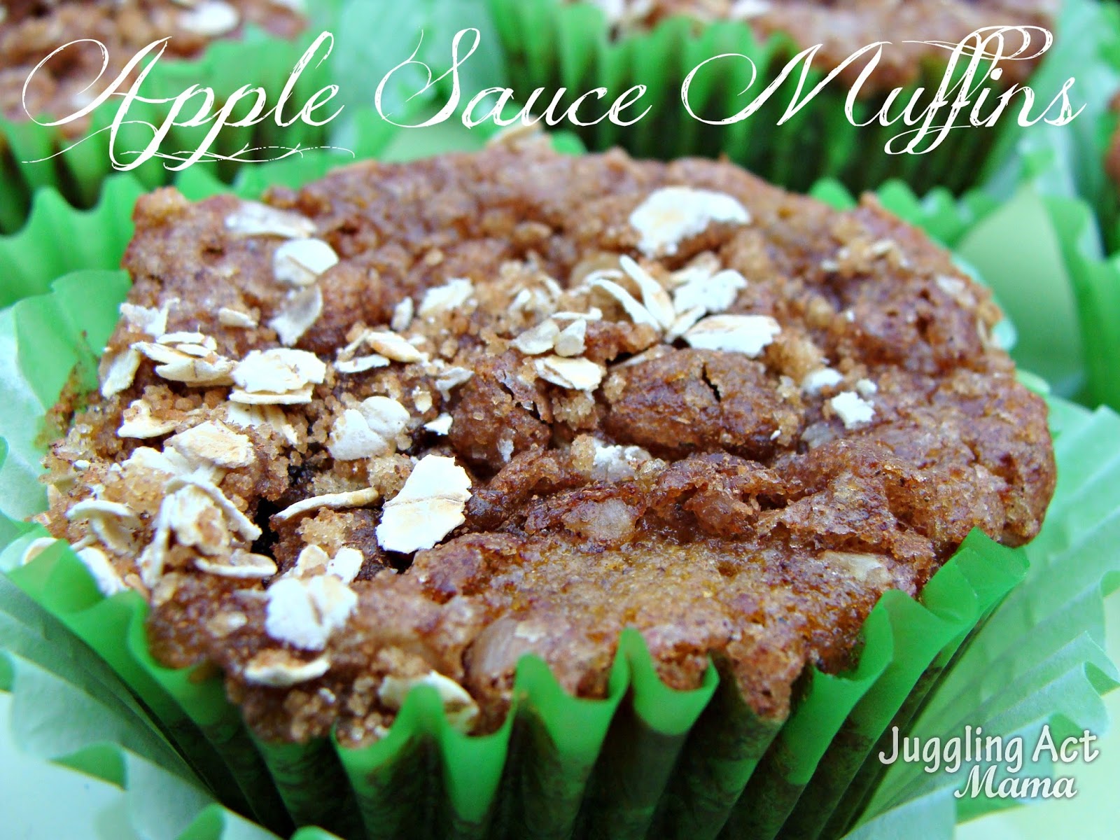 Apple Cinnamon Muffins with Brown Sugar Topping Juggling Act Mama