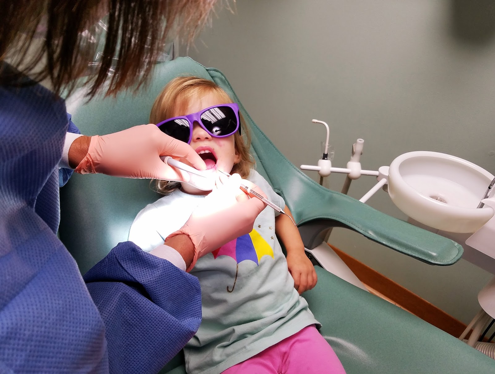 At What Age Should You Start Taking Baby to the Dentist? Stained with Style