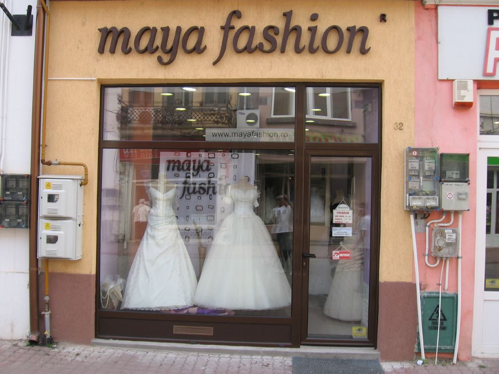 capitalism Inhibit Affectionate Maya Fashion - Rochii de Mireasă Craiova | Lista de firme din Craiova -  Dolj | Director firme
