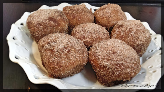 Muffinki cynamonowe z cukrową posypką