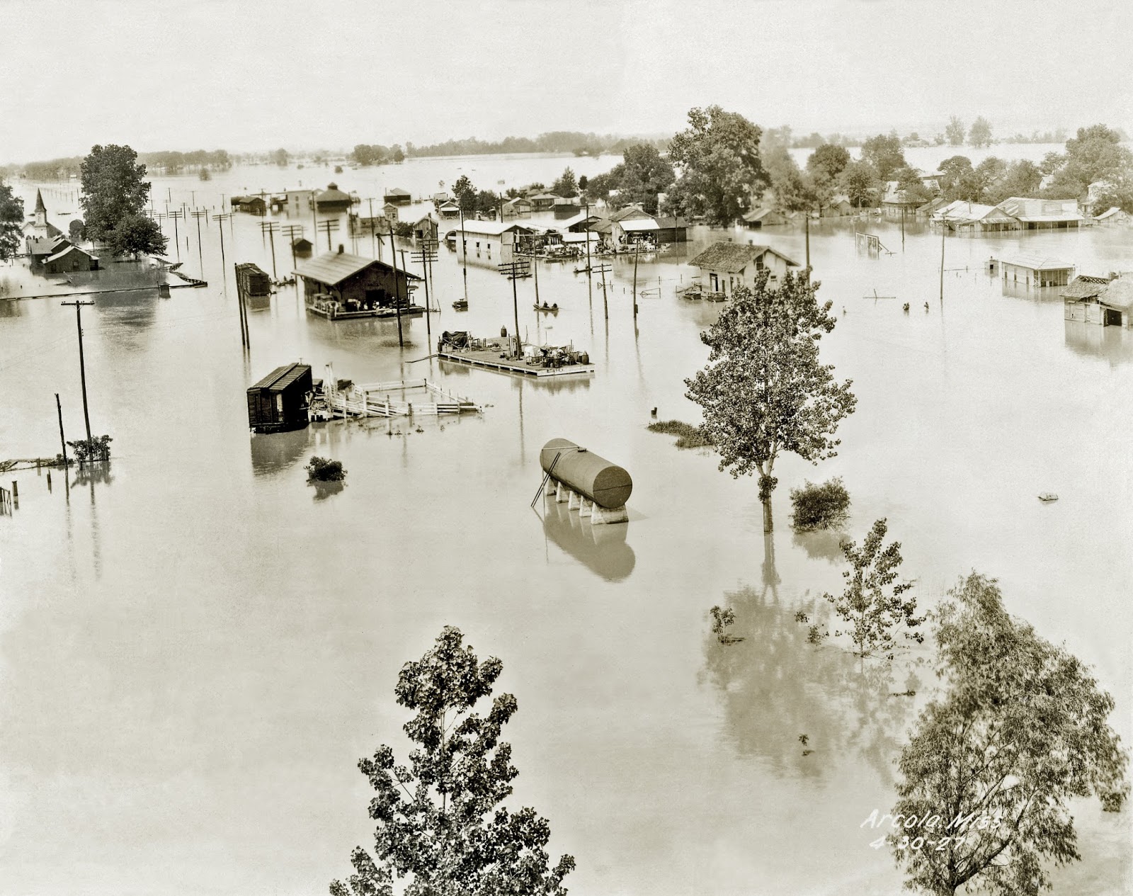 History in Photos 1927 Flood