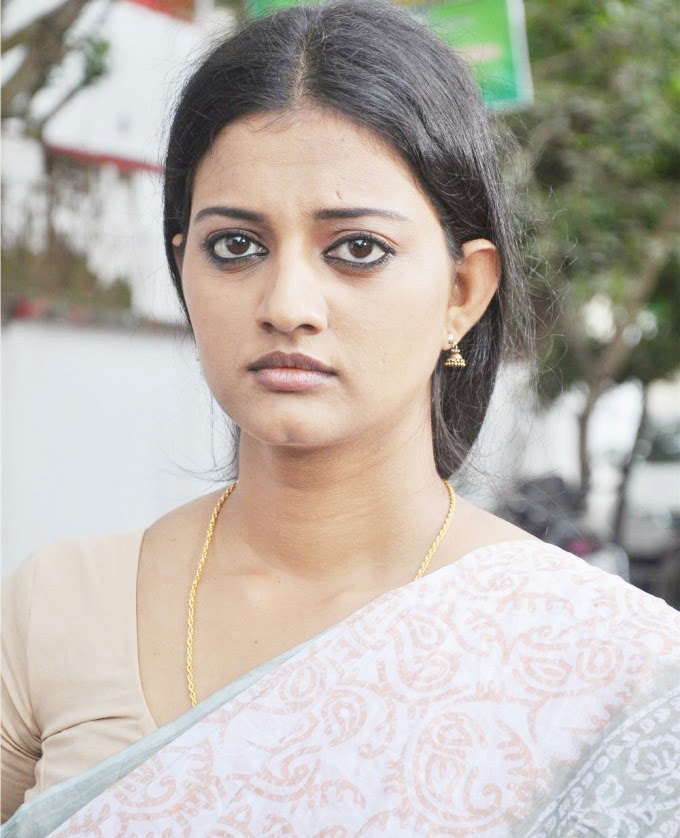 Hot Malayalam Actress Priyanka Nair