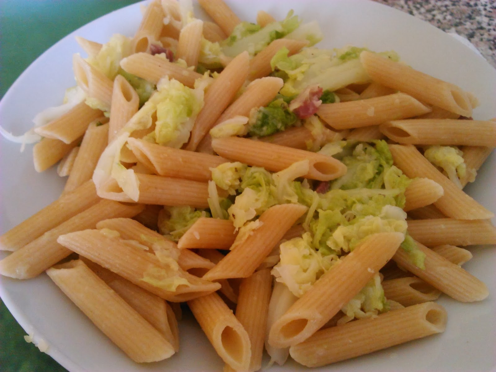 Pasta integrale con verza e pancetta Amore al Primo Assaggio