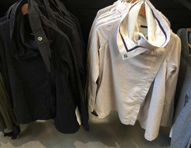 http://www.anrdoezrs.net/links/7680158/type/dlg/fragment/whatsNewForWomen%3Fmnid%3Dmn%3BUSwhats-new%3Bwomen/http://shop.lululemon.com/products/category/whats-new