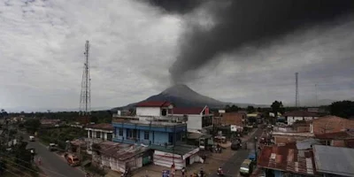 Bencana alam Gunung Meletus - berbagaireviews.com