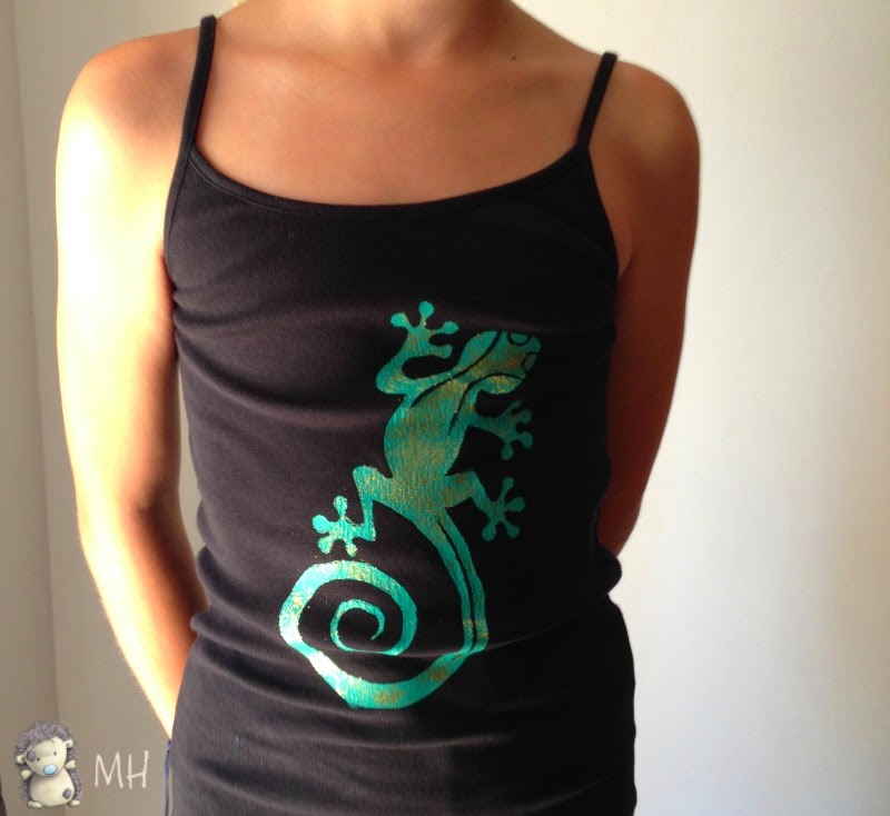 Camiseta de lagartija para niña