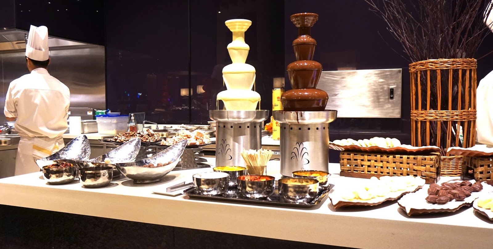 Sumptuous Sundays City Of Dreams Buffet The Beauty Junkee