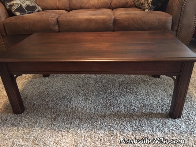 Refinishing Furniture: Coffee Table - Nashville Wife