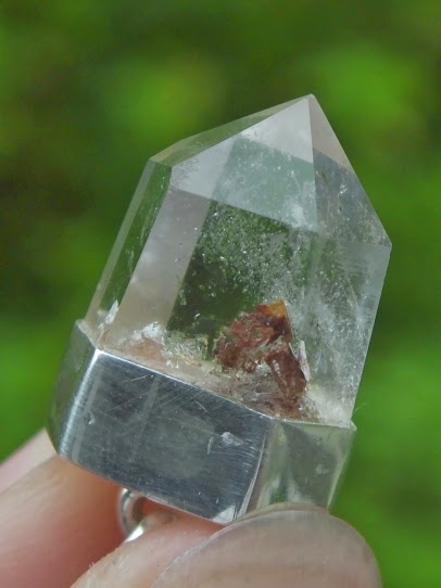 batu kristal
