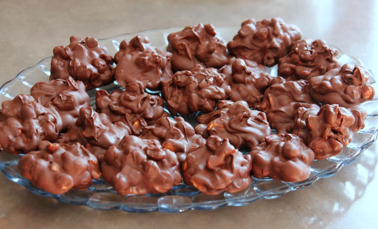 Punkie Pie's Place Crockpot Chocolate Peanut Raisin Clusters