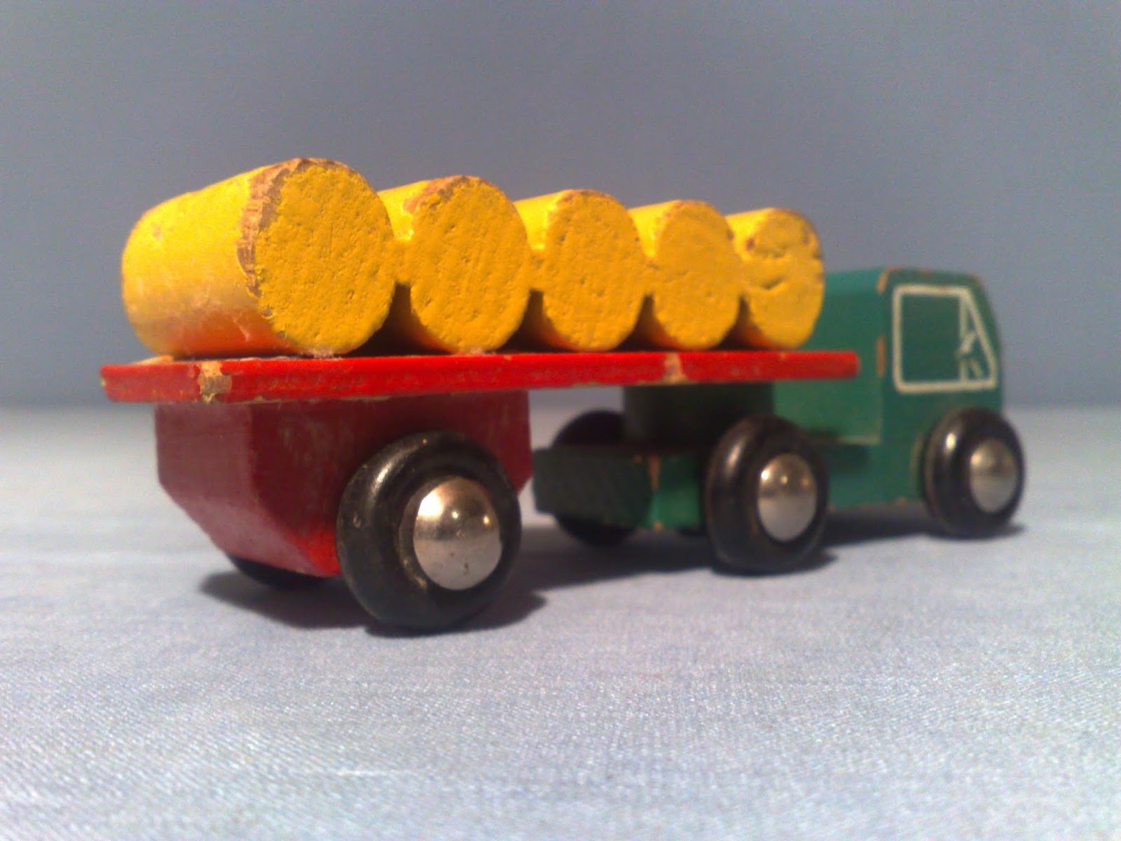 TOM's TECH TOYS BRIO TOYS SWEDEN