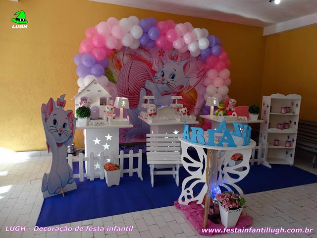 Decoração tema da Gata Marie - Festa infantil - Mesa decorada provençal simples