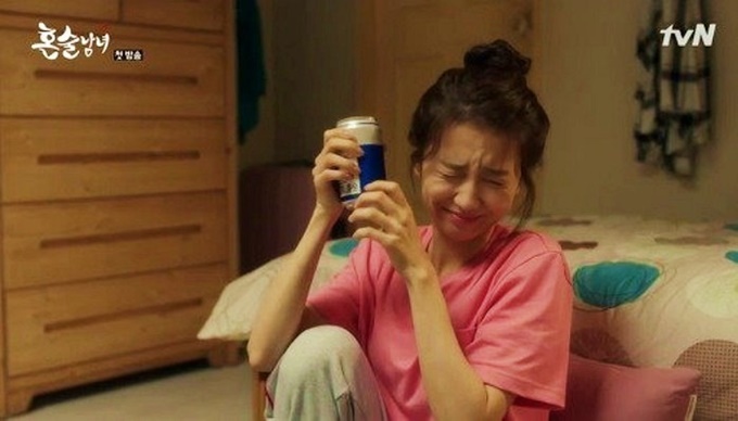 이미지에 대체텍스트 속성이 없습니다; 파일명은 %25EA%25B8%25B0%25EC%2582%25AC%25EC%2599%2580%2B%25EA%25B4%2580%25EB%25A0%25A8%2B%25EC%2597%2586%25EB%258A%2594%2B%25EC%2582%25AC%25EC%25A7%2584%2BtvN%2B%25ED%2598%25BC%25EC%2588%25A0%25EB%2582%25A8%25EB%2585%2580.jpg 입니다.