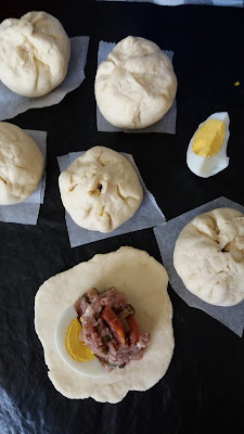 Bánh bao - Brioche à la vapeur farcie au porc et champignons ; Bánh bao - Brioche à la vapeur farcie au porc et champignons
