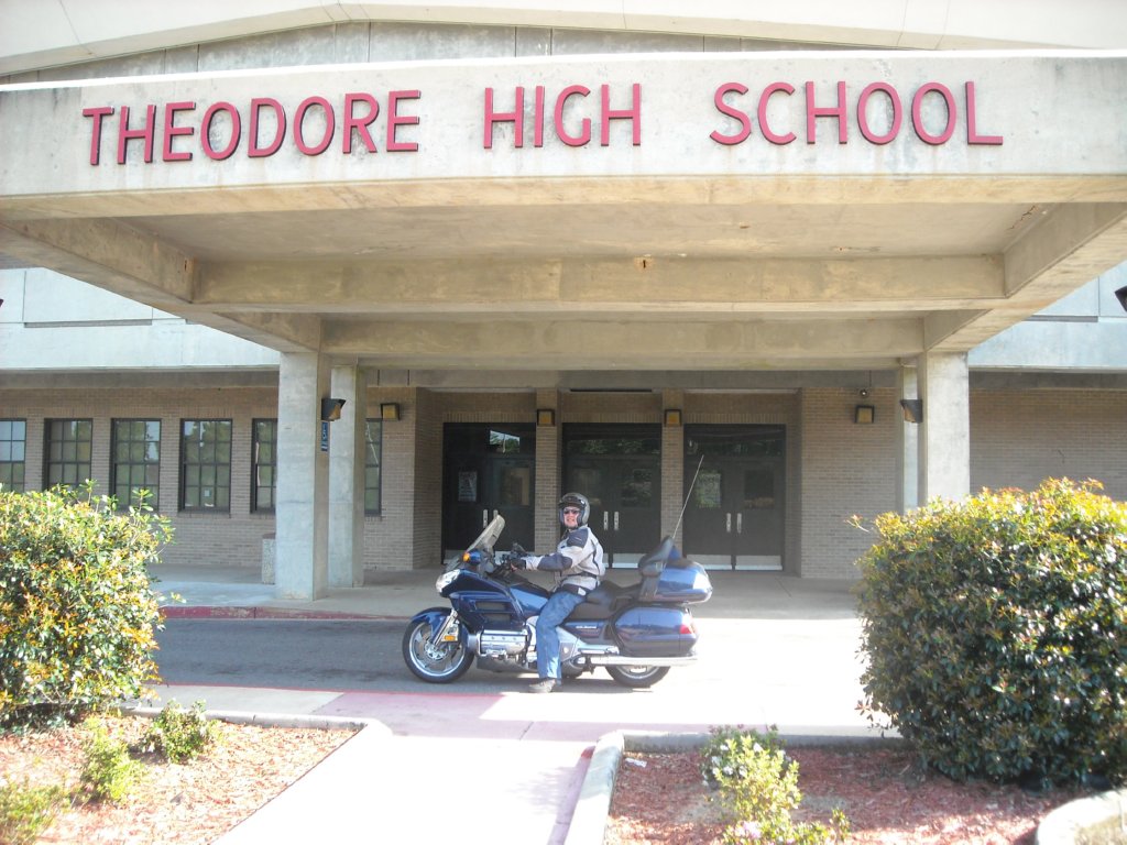 Beagle's Adventure Blog 2013 Theodore Goes to Theodore Day 2