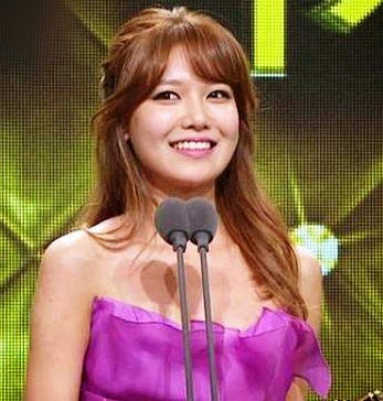 SooYoung Female Excellence Award