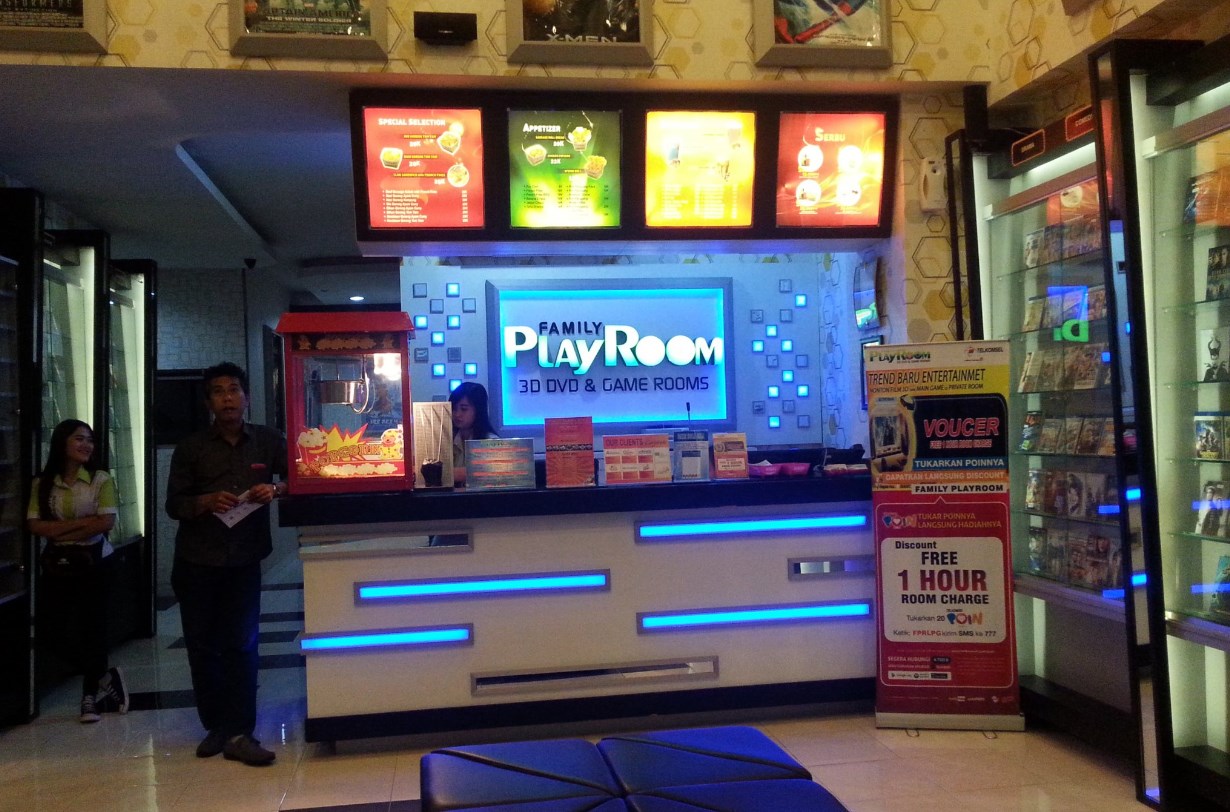 Download Rumah Bambu Karaoke Gif