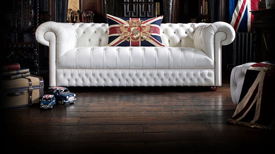  Divani chesterfield COLLINS & COOPER, originali inglesi realizzati a mano nel Regno Unito