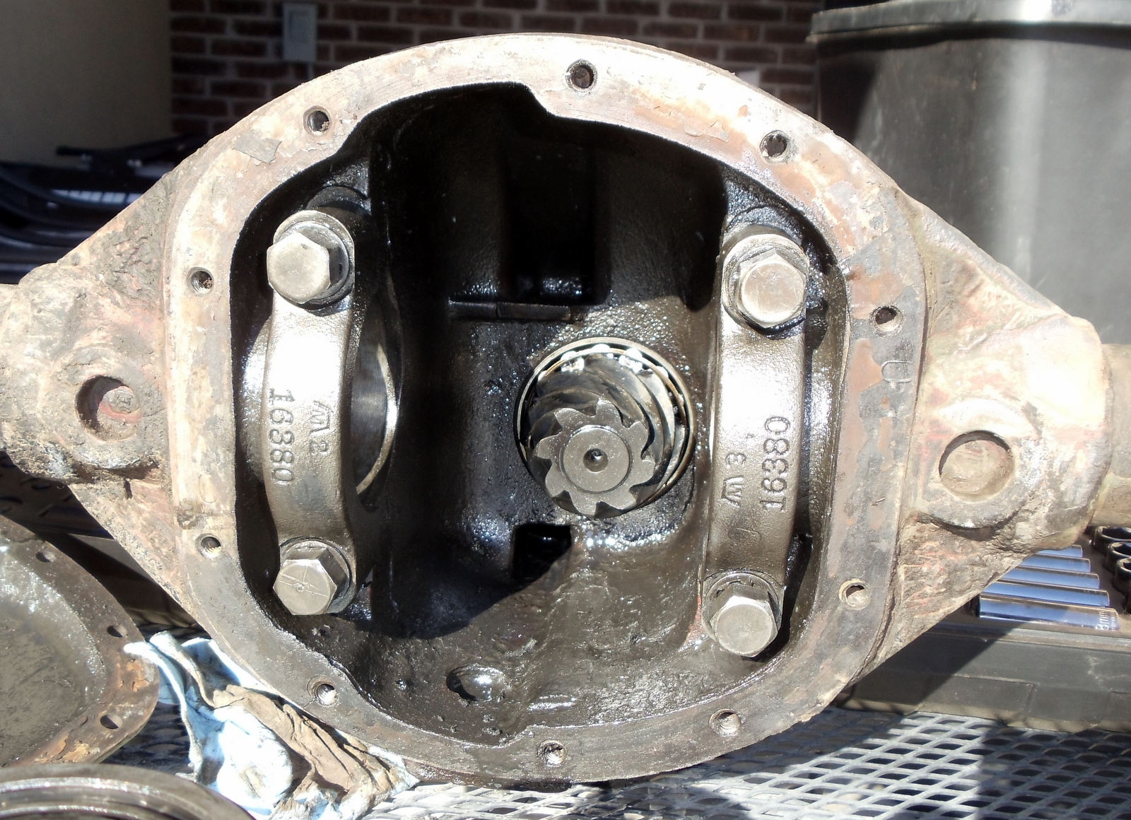 1943 Willys MB Jeep Restoration Project Rear axle work