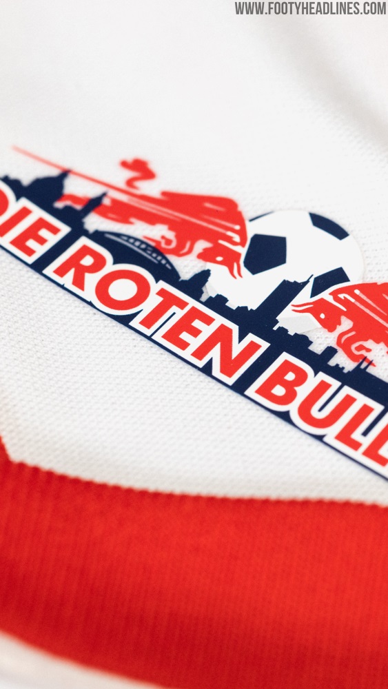 Red-Yellow Gradient Socks: RB Leipzig Debuts Striking 20-21 Home Kit -  Footy Headlines