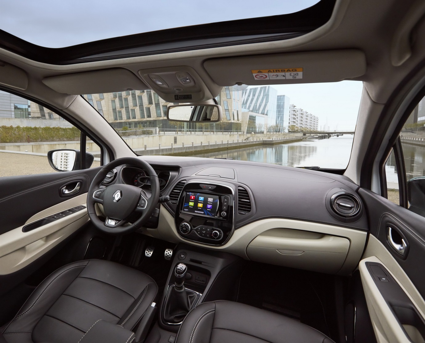 interior captur interior captur