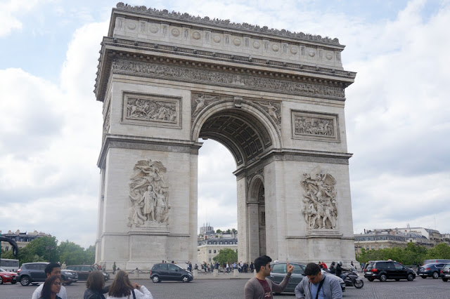 Paris-arc-du-triomphe