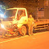 Điều khiển xe máy tông trực diện vào xe tải, đôi nam nữ ở Sài Gòn nguy kịch