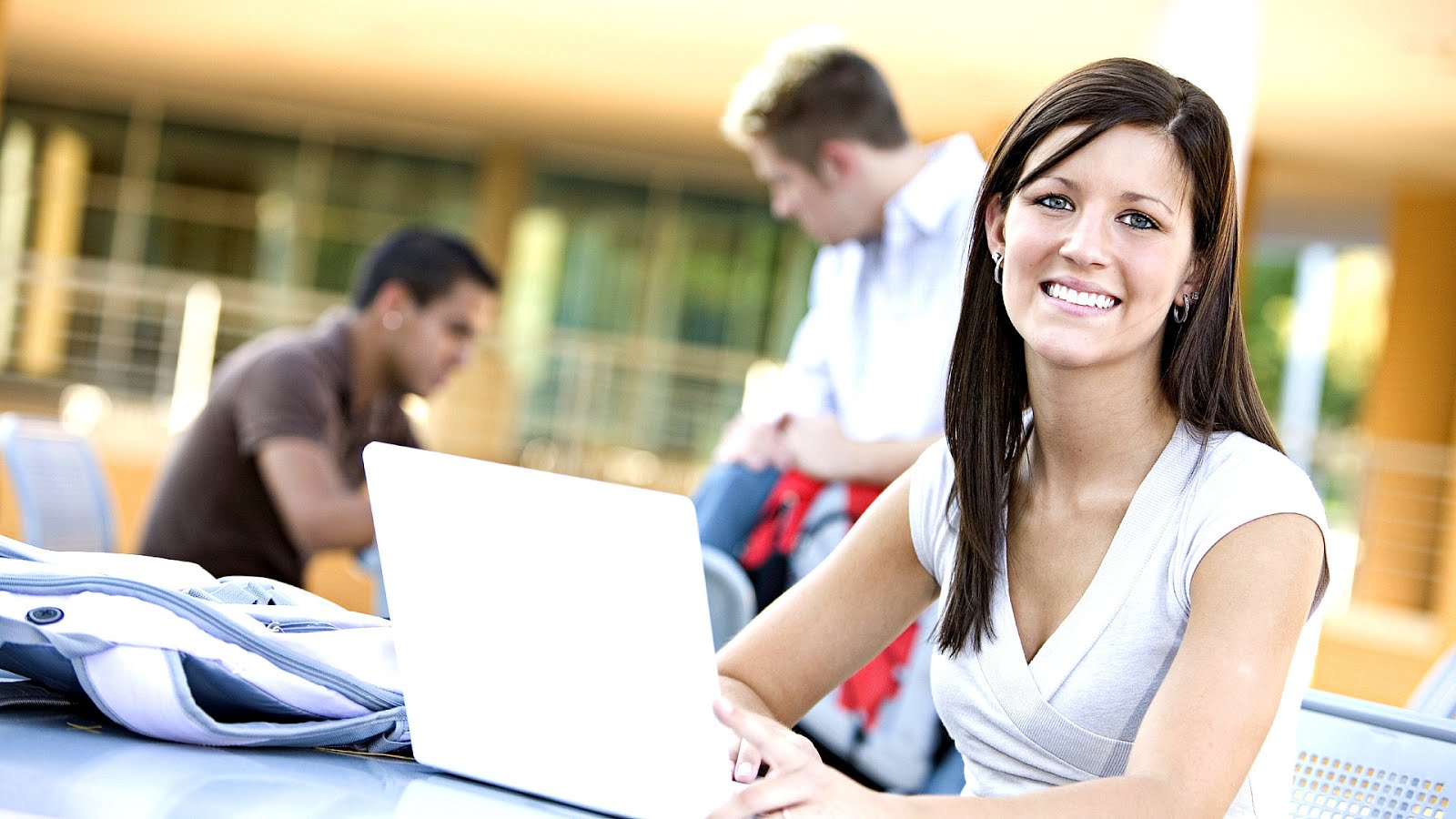 Online Colleges With Laptops College Choices