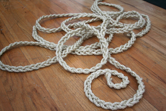 My Salvaged Home: Braided Rope Rug