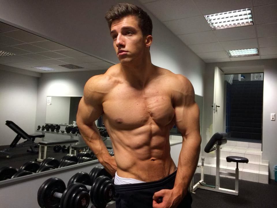 Male Teen Bodybuilder 12