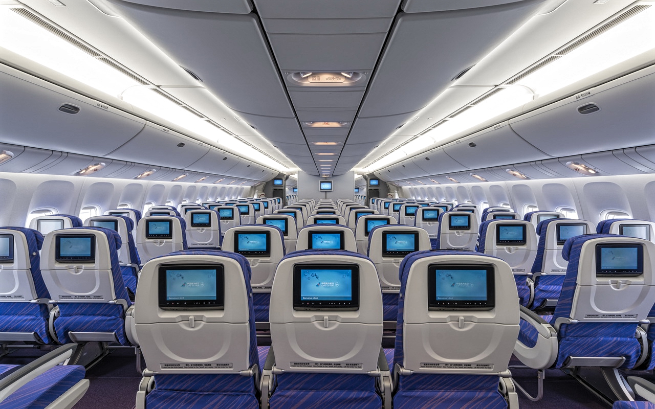 Boeing 777300 China Southern Airlines Economy Class Seating and Entertainment System Boeing 777300 China Southern Airlines Economy Class Seating and Entertainment System