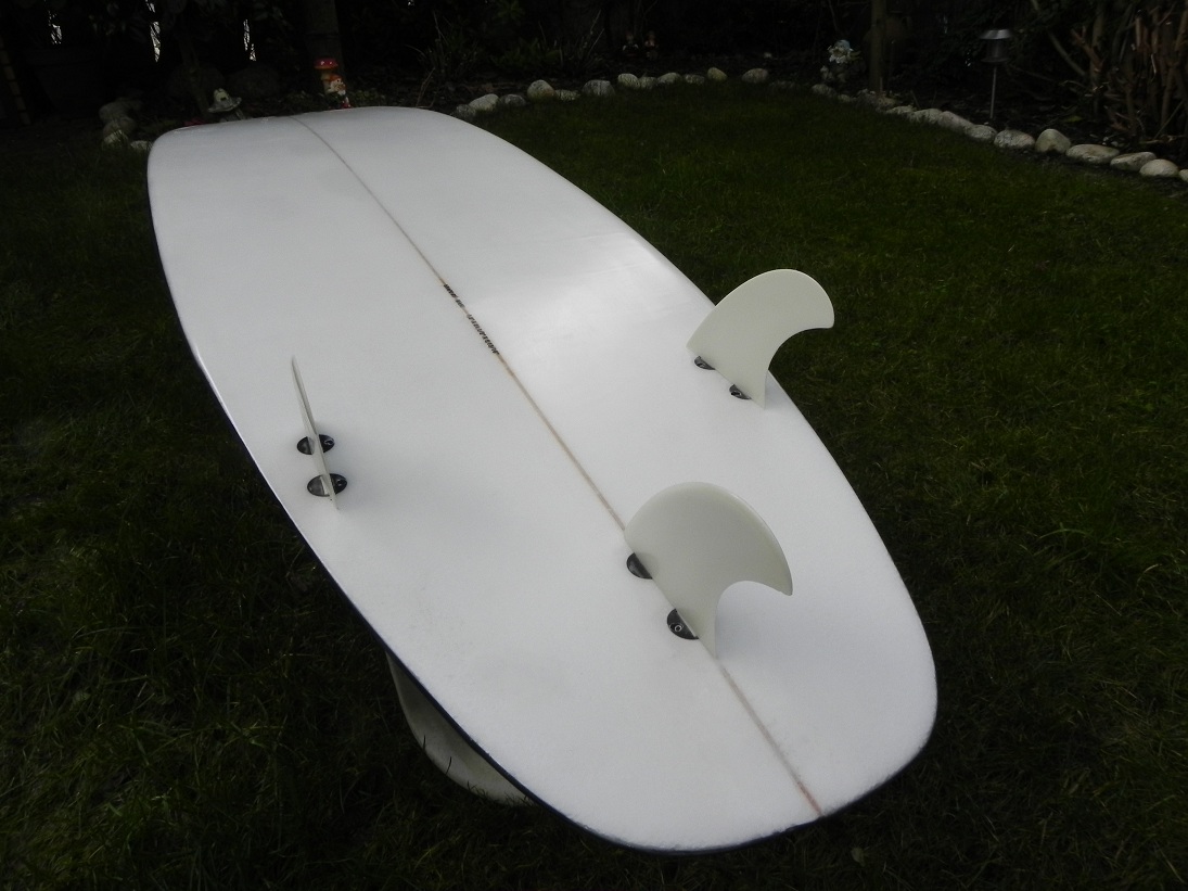 Baer Surfboards Wombat 7,2 Black & White