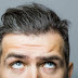Τι αποκαλύπτουν οι άσπρες τρίχες για την υγεία της αντρικής καρδιάς