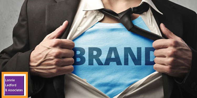 Why Bloggers Should Know About Personal Branding in Order to Increase Their Web Traffic