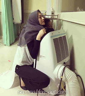 Foto Cantik Raline Shah Memakai Jilbab / Berkerudung Foto Cantik Raline Shah Memakai Jilbab / Berkerudung