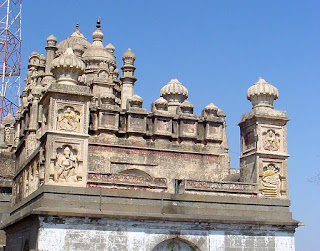 The babrbarity of Aurangazeb and Muslim invaders is still visible inside the temple, We can see many disfigured statues, aurangzebs men performed this act of damage. It was an attempt to challenge the Hindu Art.