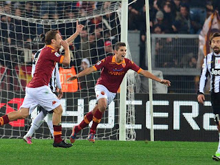 Totti's celebration at Roma - Juventus game.