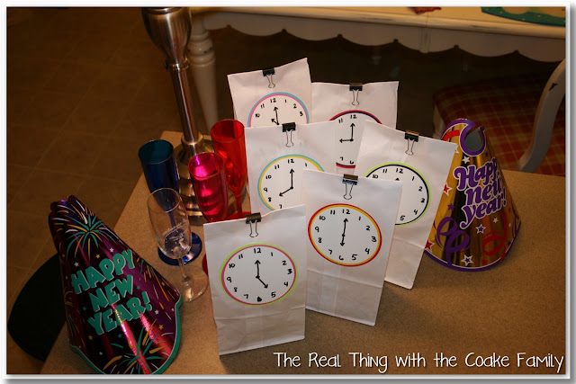 Fun idea for a Family New Year's Eve celebration that whole family will enjoy! #NewYear's #Family #Celebrate