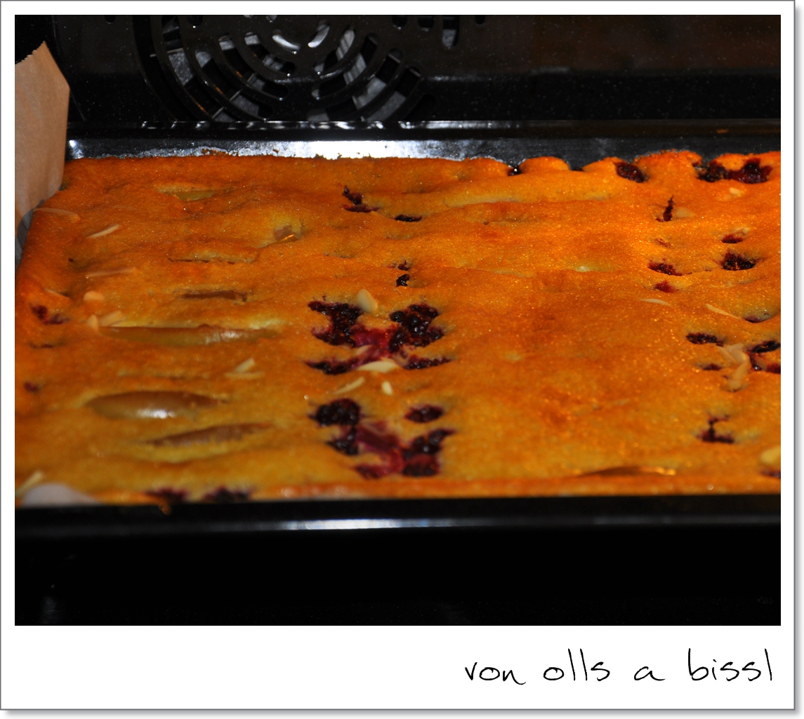 Birnen-Brombeer Quarkkuchen oder Brombeer-Birnen Quarkkuchen Birnen-Brombeer Quarkkuchen oder Brombeer-Birnen Quarkkuchen