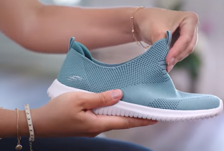 navy blue balenciaga track