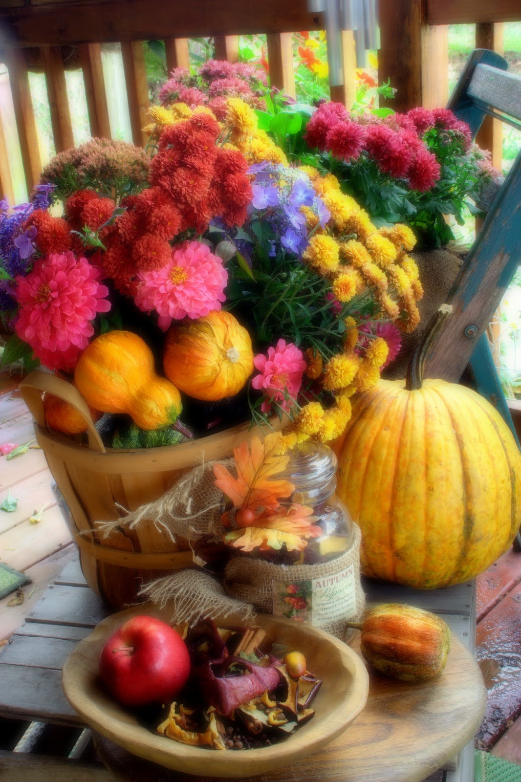 Quaker Hill Farm Autumn PotpourriThe wonderful Scent of Fall