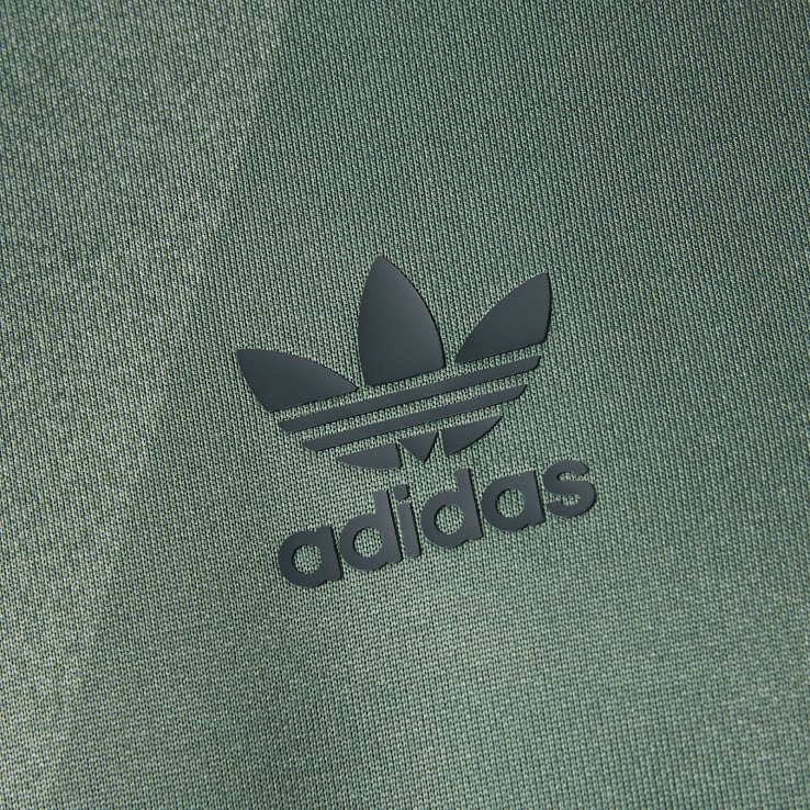 adidas retro look